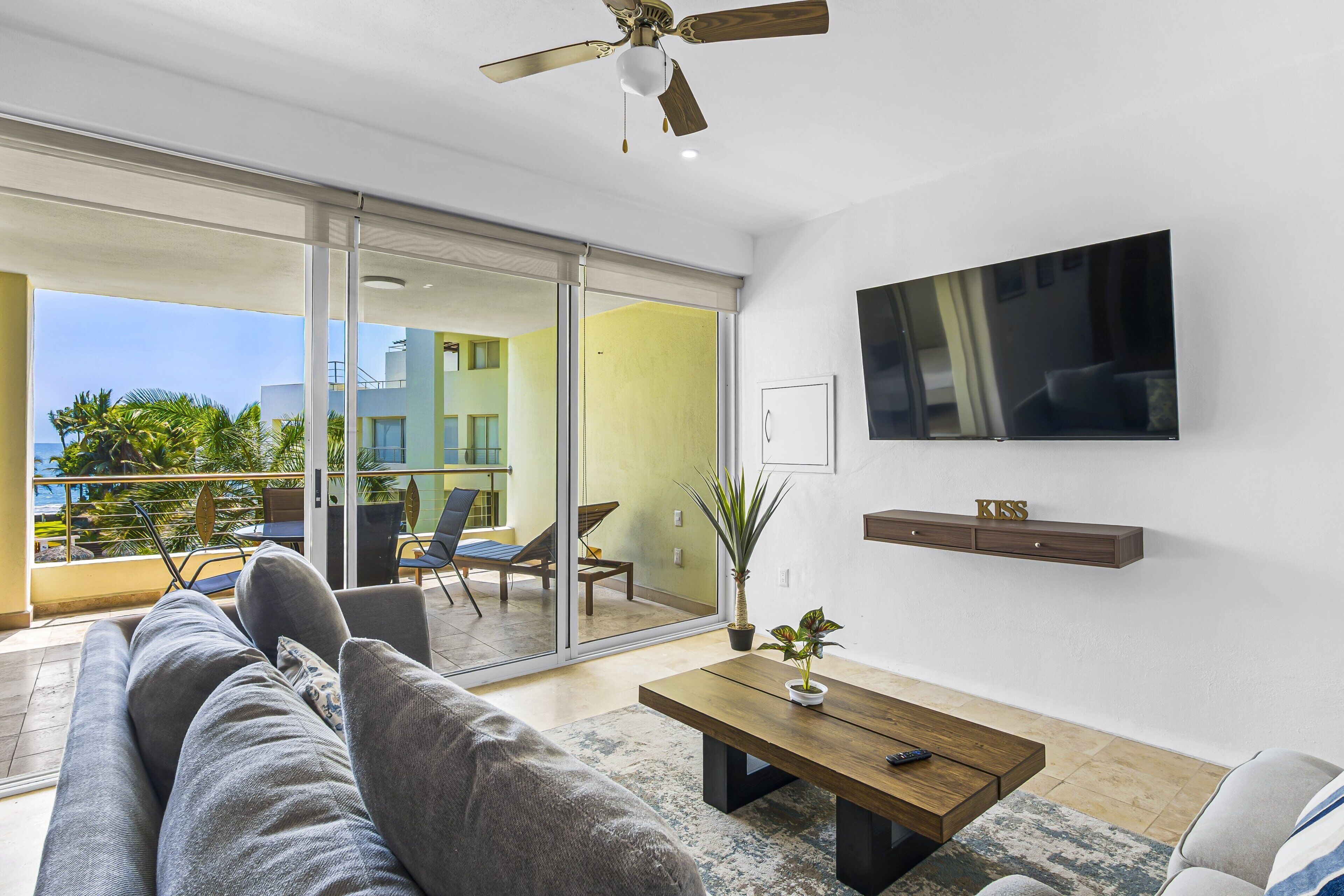 Apartamento, 1 cama de matrimonio grande con sofá cama, balcón (Nitta Condo # 307) | Zona de estar