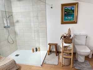 Shower, hair dryer, towels, soap - Loft Premium| AC, terrace in the heart of the village (Meyrargues)