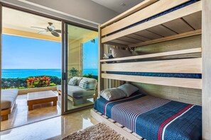 Căn hộ, nhiều giường, có thể sử dụng hồ bơi, quang cảnh bãi biển (Coastal Charm at Garza Blanca) | 2 phòng ngủ, trang trí khác biệt 