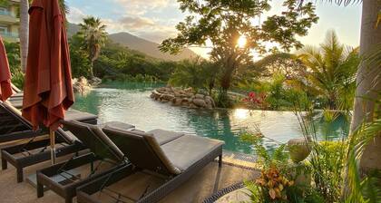 Cozy Beachfront Apartment With Stunning Ocean Views and Resort Amenities