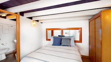 Apartemen, Beberapa Tempat Tidur, akses ke kolam renang (Torre Malibu, PH # 901)