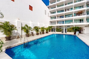 Exterior - Modern & Bright Condo With Ocean Views & Pool - Walk to the Beach (Puerto Vallarta)