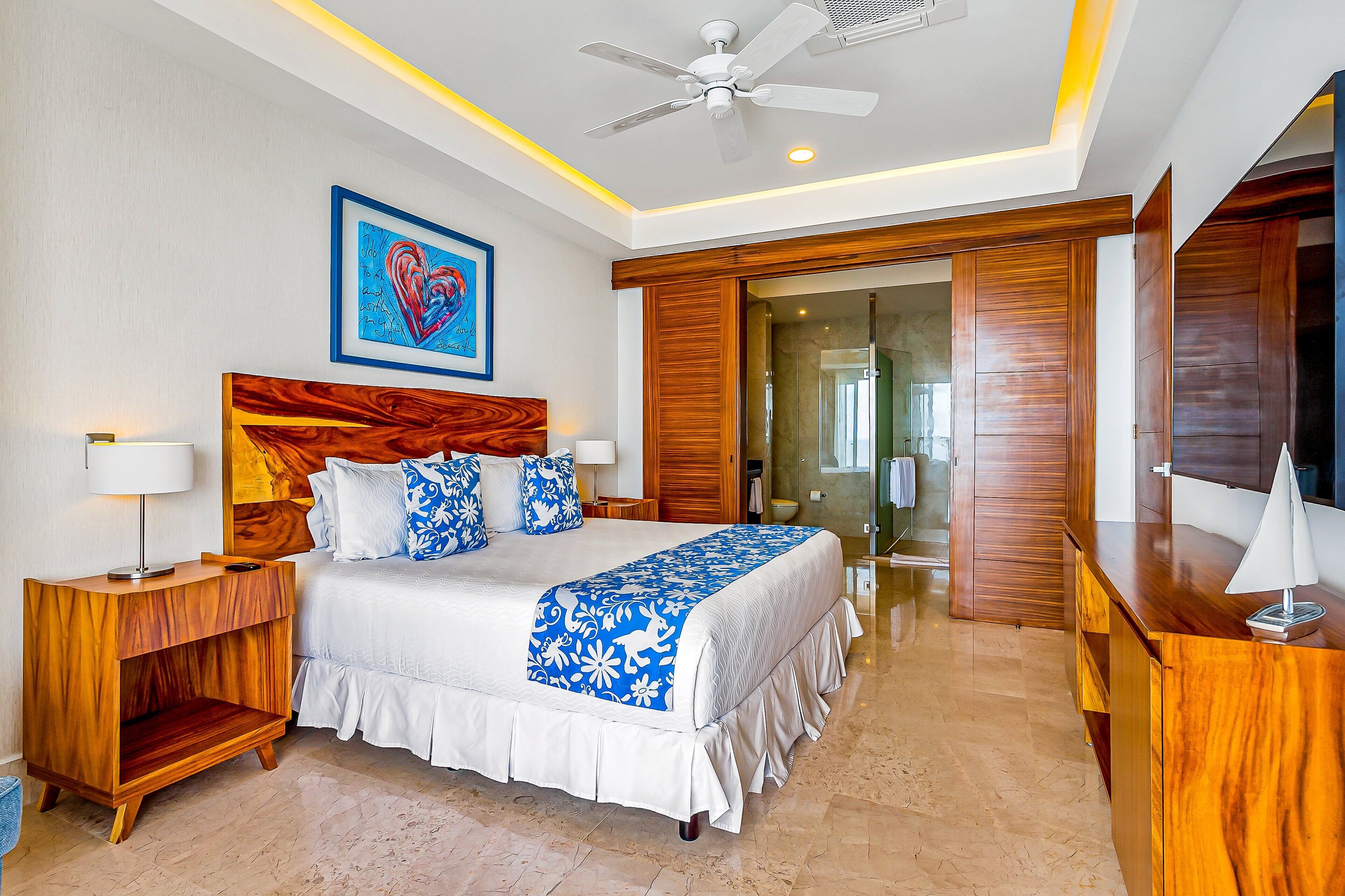 Condo, 1 King Bed, Pool Access, Ocean View (Blue Horizon 304 at Residences) | 1 bedroom, individually decorated, individually furnished, bed sheets
