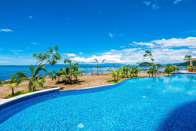 Upscale Oceanfront Condo With Extensive Balcony, Pool & Ocean Views