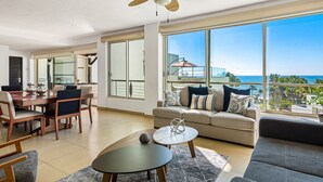 Kondominium, Beberapa Tempat Tidur, akses ke kolam renang (Nitta Condo # 503 Penthouse) | Area keluarga