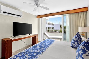 Apartment, Multiple Beds, Pool Access, Ocean View (Grand Miramar A202) - Stunning Oceanview Suite With Cliffside Infinity Pool, Terrace & Gourmet Kitchen (Puerto Vallarta)