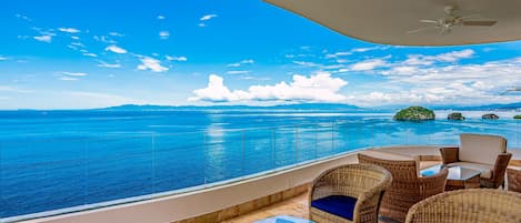 Condo, 1 King Bed, Pool Access, Ocean View (Blue Horizon 502 at Residences) | Terrace/patio