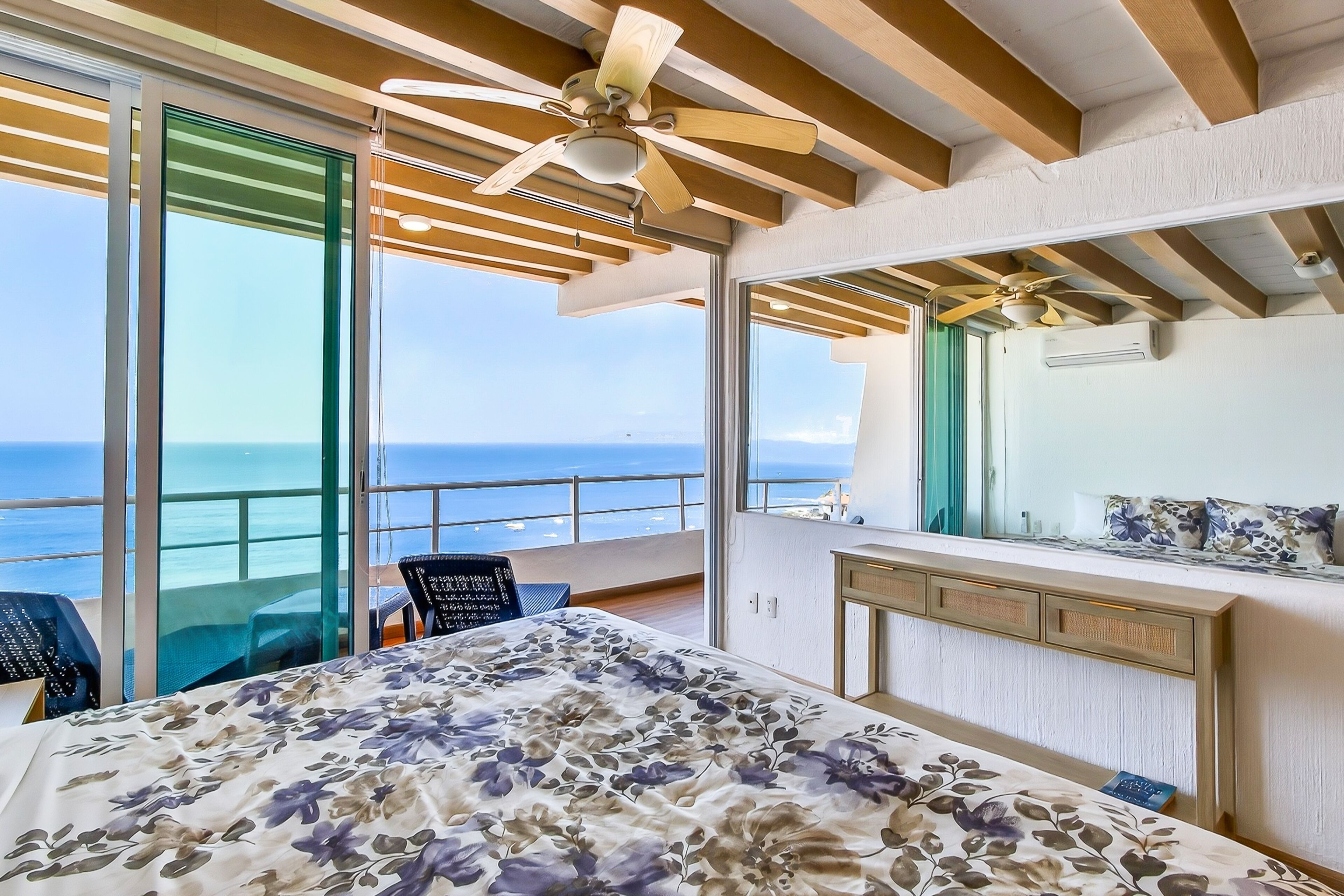 Apartemen, 1 Tempat Tidur King dengan tempat tidur Sofa, pemandangan samudra (Torre Malibu, PH #902) | 1 kamar tidur dan didekorasi berbeda-beda