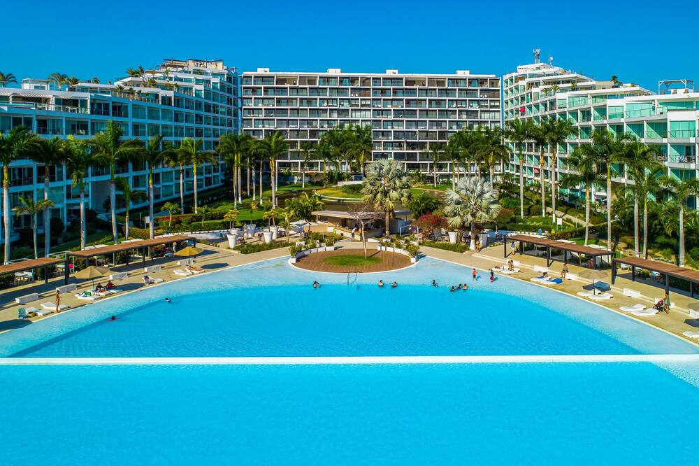 Oceanfront Condo With a Full Kitchen, Pool, & Beach Access - Sin Nombre Loc. Valle de Banderas