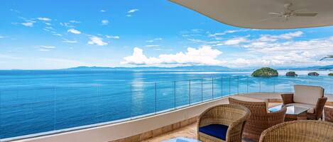 Condo, 1 King Bed, Hot Tub, Ocean View (Blue Horizon 801 at Residences) | Terrace/patio
