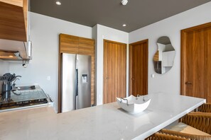 Appartement, 1 très grand lit et 1 canapé-lit, accès piscine, vue piscine (Punto Novo 504) | Cuisine privée