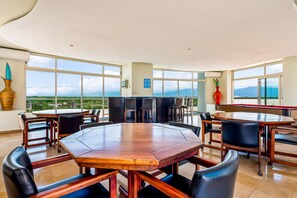 Apartment, Mehrere Betten, Balkon, Poolblick (Nitta Condo # 105)