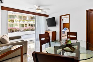 Apartment, Multiple Beds, Pool Access, Ocean View (Grand Miramar B107) - Stylish Hillside Suite W/rooftop Pool, gym Access, AC & Family-friendly Layout (Puerto Vallarta)