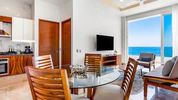 Condo, 1 cama King size, acceso a la alberca, vista al océano (Blue Horizon 401bis at Residences) | Interior