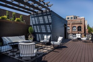 Terrace/patio - Historic Diplomat Suite w/Parking - The Envoy (Philadelphia)