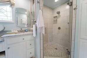Towels - Lake Escape on lake Cortez (Hot Springs Village)