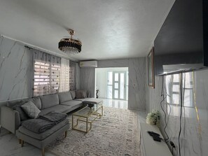 Living area - Paradise breezes (Arecibo pr00612)