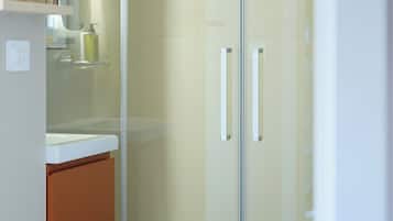 Comfort-Doppelzimmer | Badezimmer