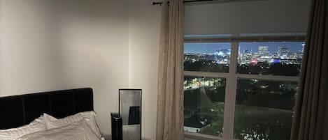 2 室のベッドルーム、WiFi、ベッドシーツ