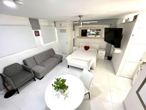 1 bedroom, desk, iron/ironing board, free WiFi - Private Suite Near Beach | Fast WiFi (Puerto Aventuras)