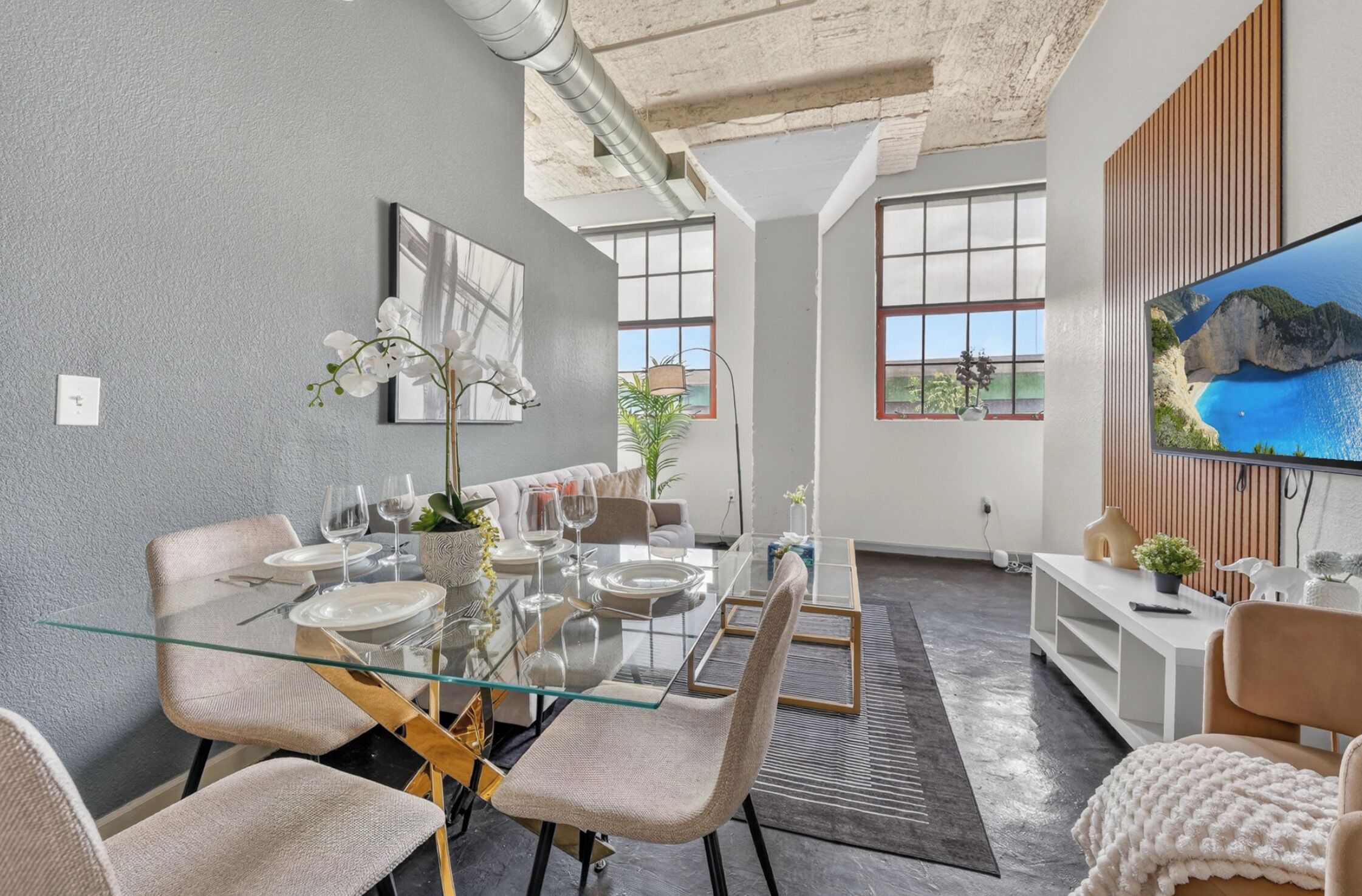 Apartment, 2 Bedrooms, Non Smoking, 2 Bathrooms | In-room dining