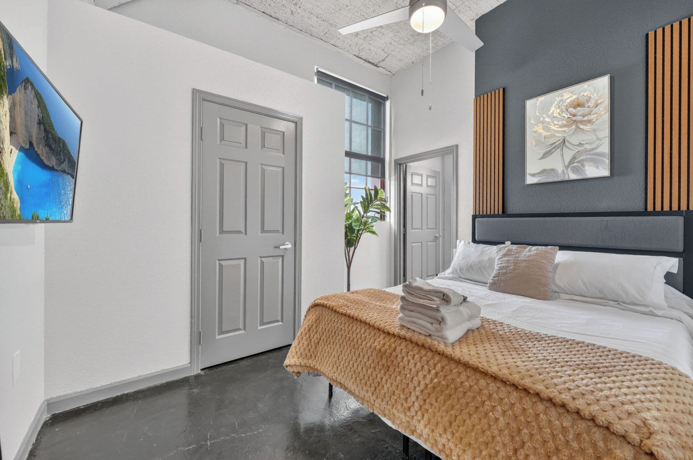 Apartment, 2 Bedrooms, Non Smoking, 2 Bathrooms | Desk, laptop workspace, iron/ironing board, free WiFi