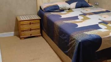 3 bedrooms, internet, bed sheets