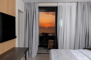 Minibar, in-room safe, desk, blackout curtains - Padma Hotel (Vlorë)