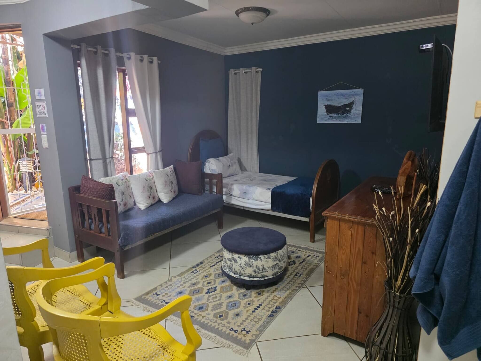 House, 1 Bedroom, Smoking, Garden View | Living room