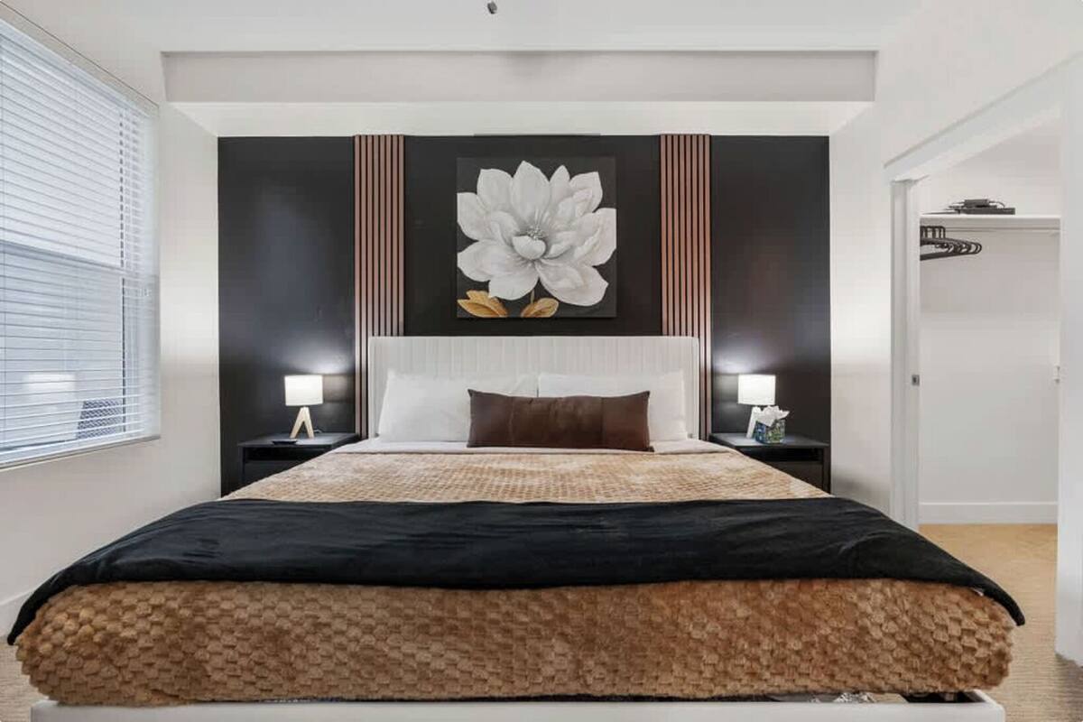 Căn hộ, 1 giường cỡ king và sofa giường, không hút thuốc, bếp nhỏ | Bàn, khu vực làm việc phù hợp cho laptop, màn/rèm cản sáng 
