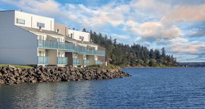 2BR Loft at WorldMark Discovery Bay – Marina Views, Pools & Coastal Escape