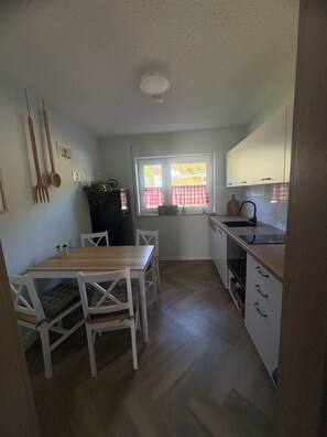 Dining - Vrbo Property (Hausach)