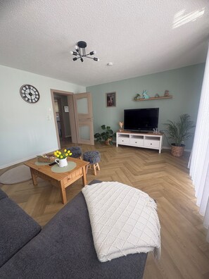 Living area - Vrbo Property (Hausach)