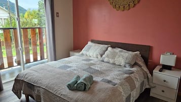 Basic Room, Balcony, Harbor View | Free WiFi