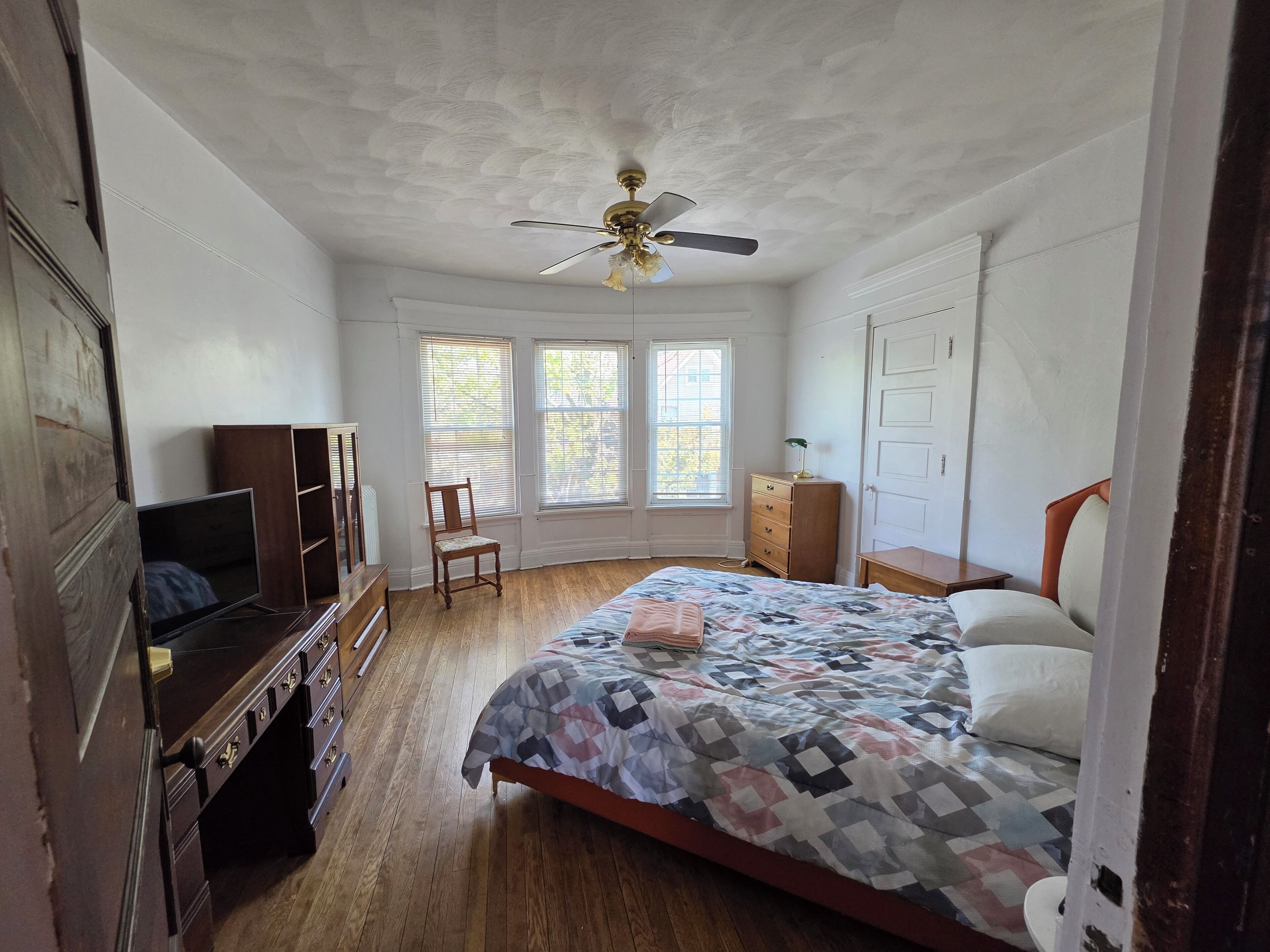 6 Schlafzimmer, Bügeleisen/Bügelbrett, WLAN, Bettwäsche