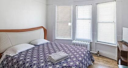 6-bedroom Victorian house in downtown Erie! Perfect for family & group getaways.