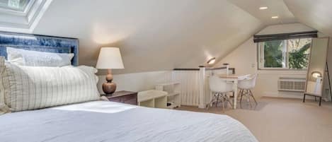 2 habitaciones, tabla de planchar con plancha, wifi y ropa de cama