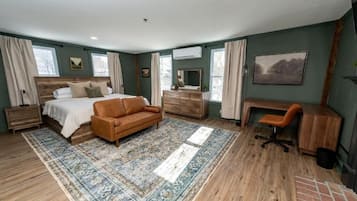 Deluxe Single Room, 1 King Bed