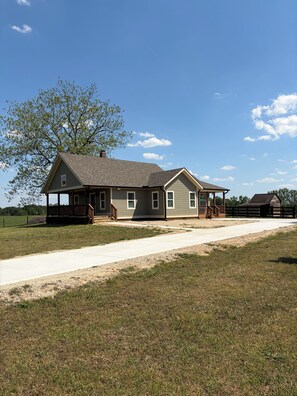 Exterior -  Deer Sanctuary Pasture Views & Total Relaxation (Statham)