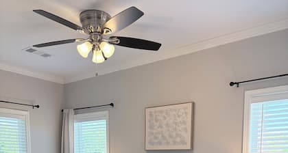 Deer Sanctuary Pasture Views & Total Relaxation