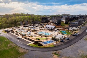 Exterior - FREE Waterpark/IndoorPool/HotTub/GameRoom/Sleeps18 - Sunset Ridge (Sevierville)