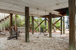 House, 1 Queen Bed with Sofa bed (Boardwalk 13) | Property grounds - Boardwalk 13 (Port St. Joe)