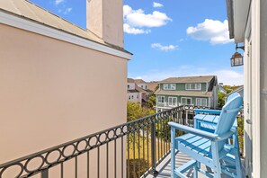 Property grounds - New Listing! 105 Grand Pavilion - Remodeled! (Isle of Palms)