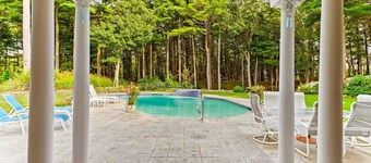 Sagamore Sanctuary! ~ Pool & Hot Tub ~ Private Oasis ~ Close to Beaches