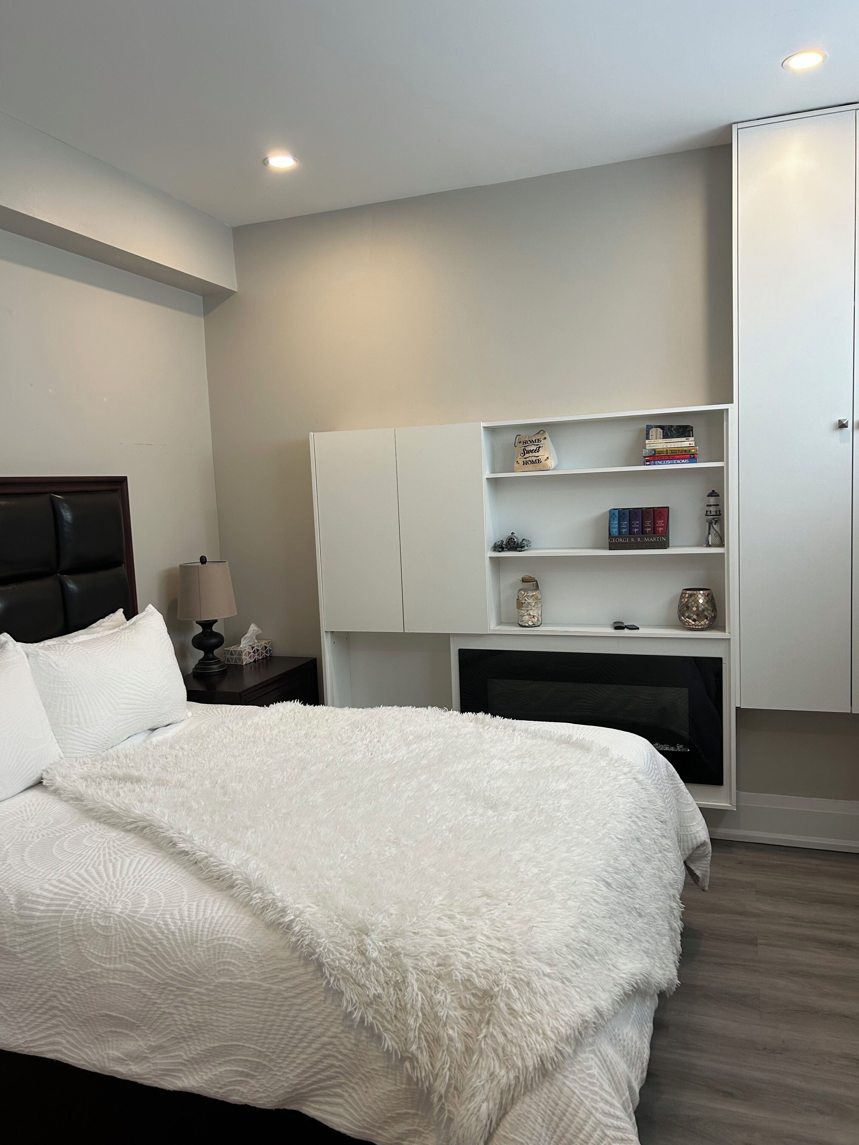 1 bedroom, in-room safe, iron/ironing board, free WiFi