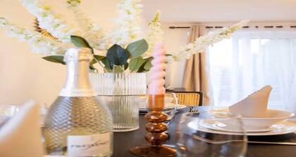 2BR Contractor Stay | Sleeps 5 | Hemel Hempstead