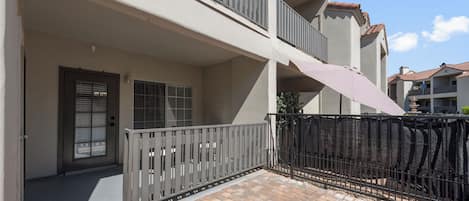 Departamento, varias camas, para no fumadores, patio | Áreas de la propiedad