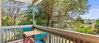 Retro Retreat Family Holiday Home away from Home