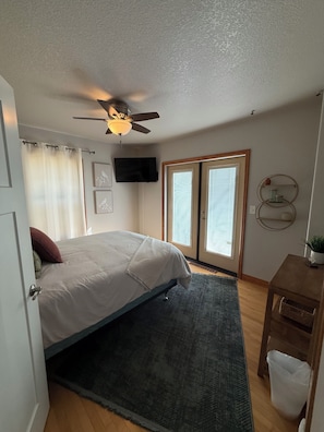 4 bedrooms, iron/ironing board, Internet, bed sheets - Lake City Hideaway (Coeur d'Alene)