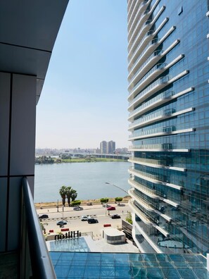 Property grounds - Luxury hotel apartment with a charming view of the Nile and the pyramids Hilton (Cairo Governorate)